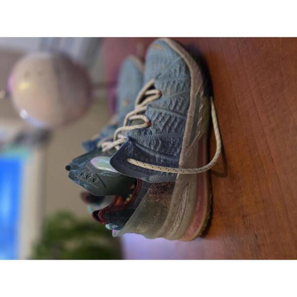 Nike Lebron 18  WHAT THE 1-9 COLORWAY - Picture 3 of 4